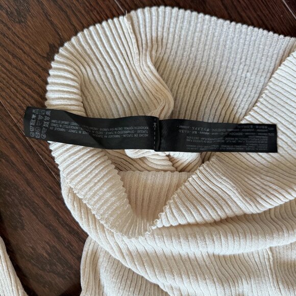 Zara Short Sleeve Knit Top - Picture 3 of 4